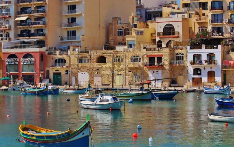Co zabrać na wyjazd na Maltę
